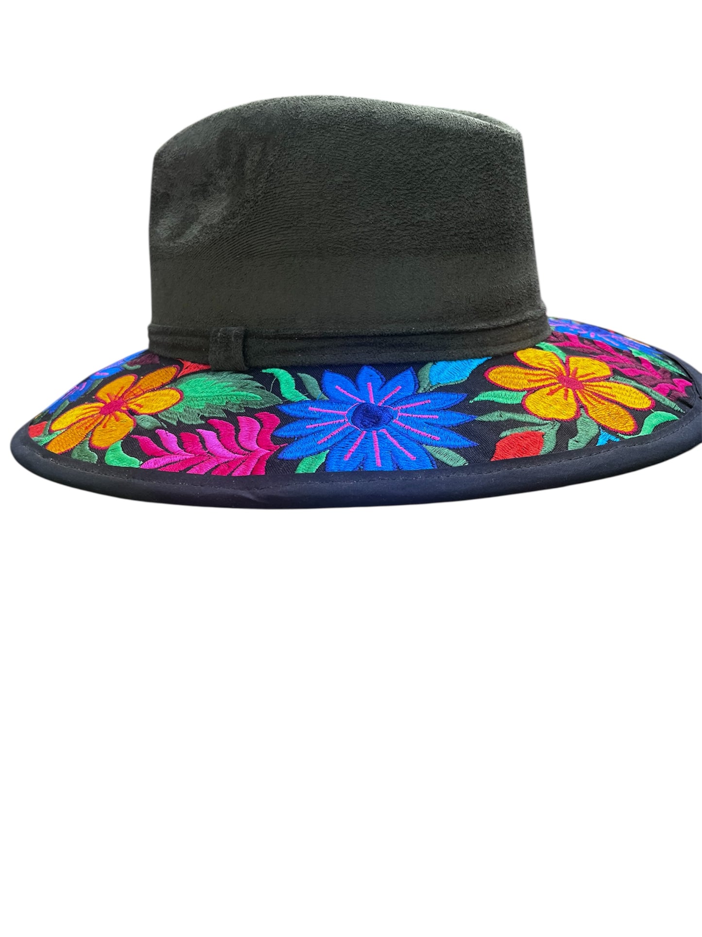 Artesanal Embroidered Suede Hat – Floral Artisan Design